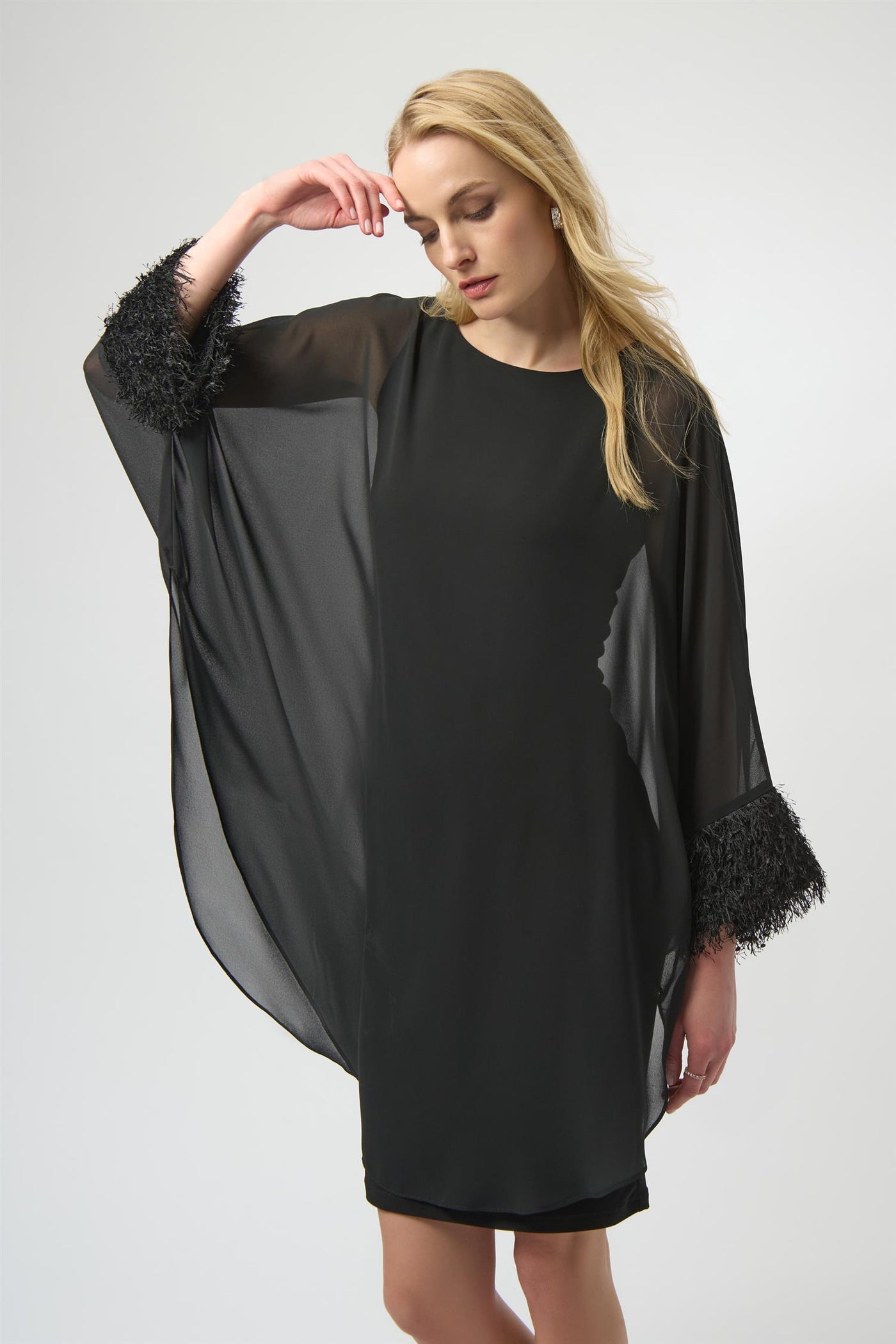 Silky Knit & Chiffon Layered Dress with Fringe Detail, Black fra Joseph Ribkoff - bilde 2