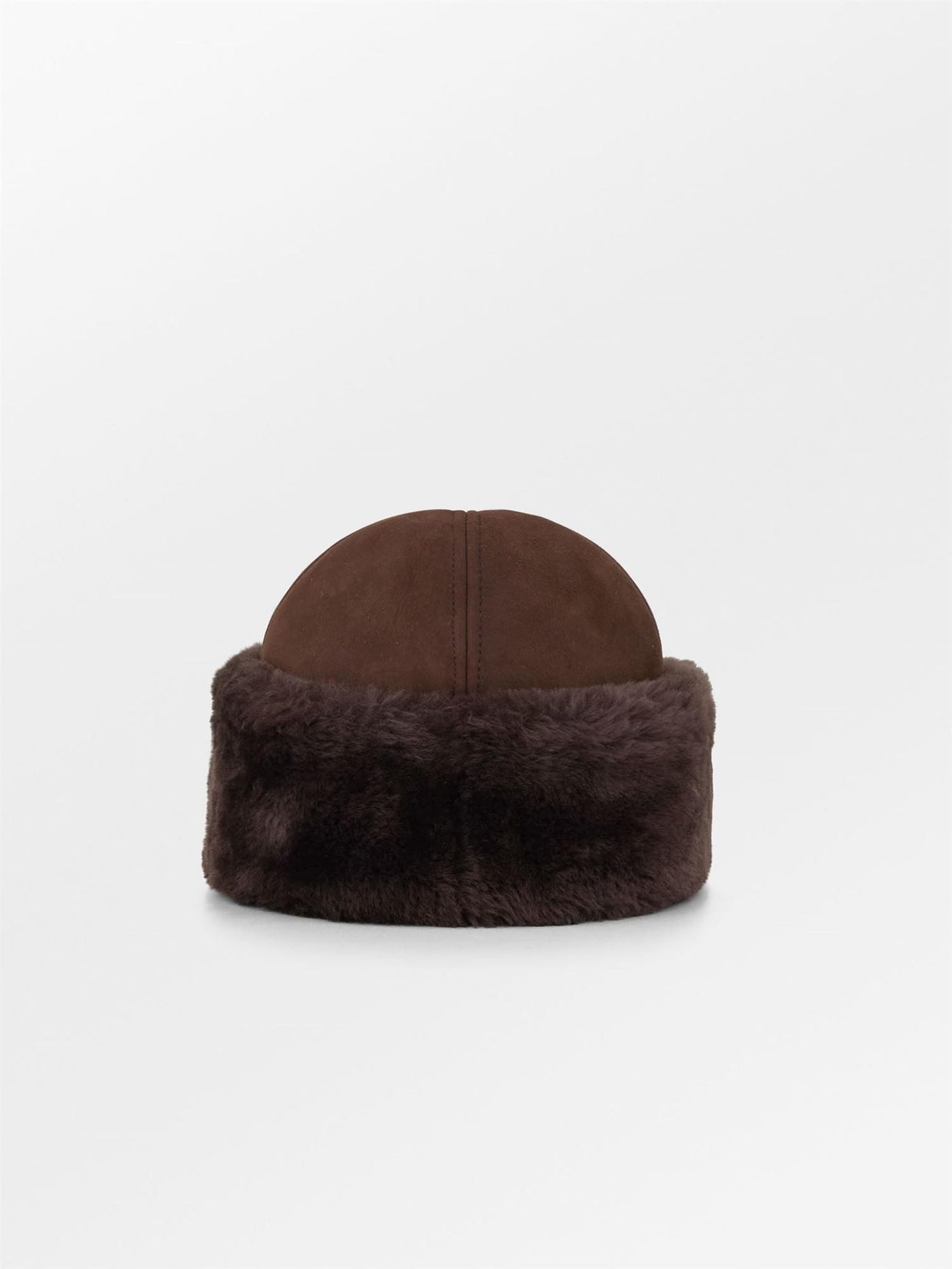 Dora Shearling Hat, Chocolate Torte fra BECKSÖNDERGAARD hos Tråkk Inn