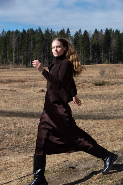 Emerson Satin, Darkest Brown fra Arnie Says - bilde 8