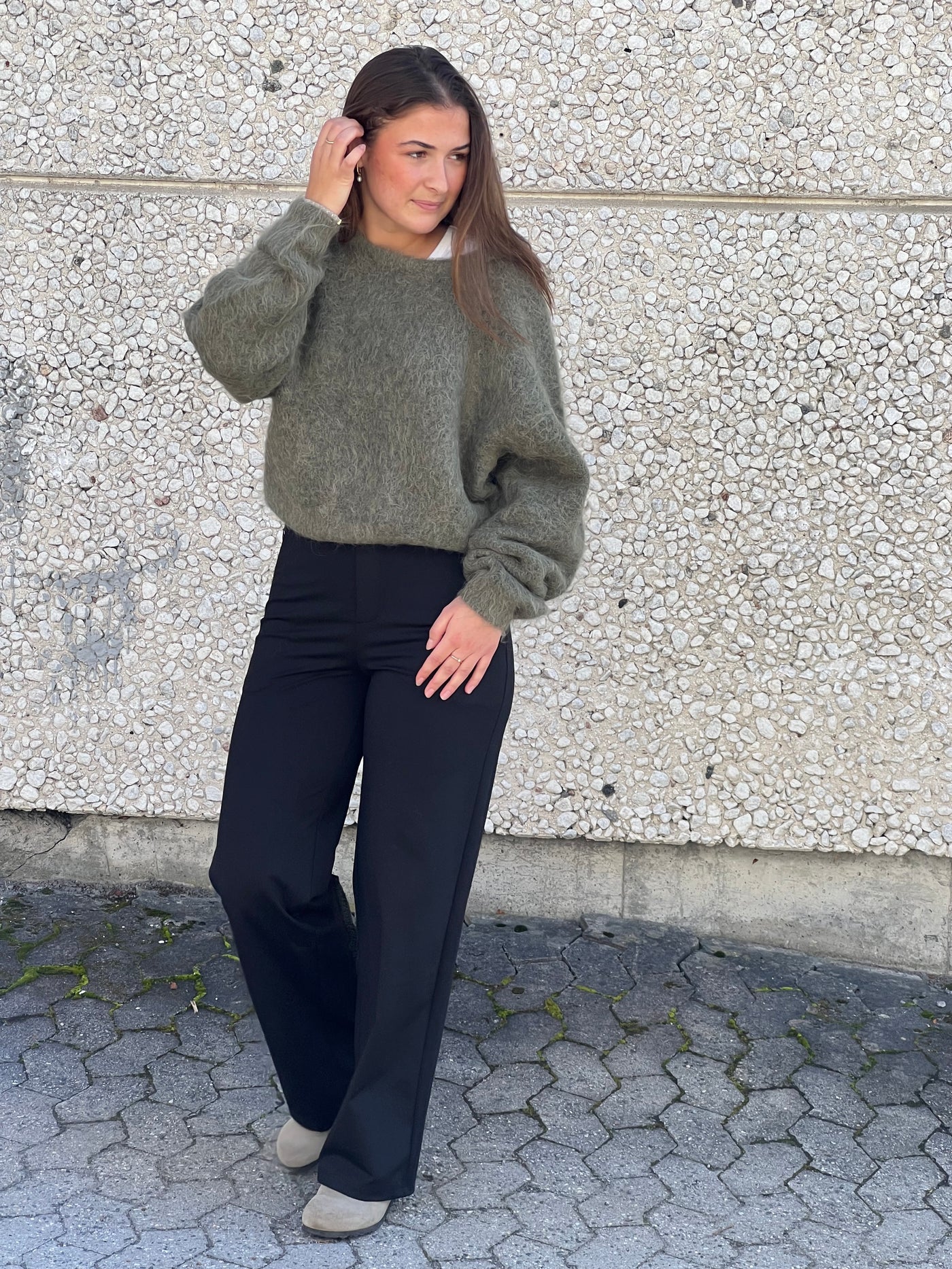 Women’s Sweater Niby, Khaki fra American Vintage hos Tråkk Inn