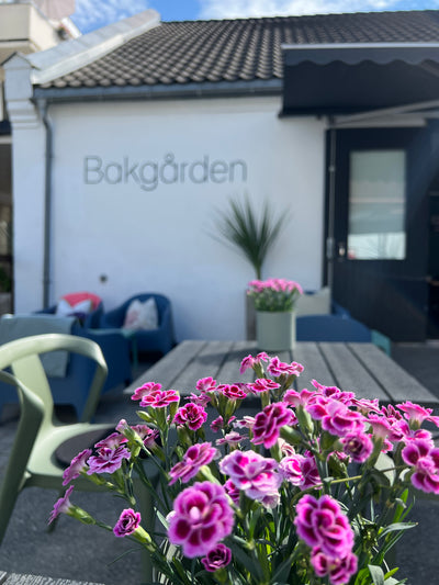 Kafé i "bakgården"