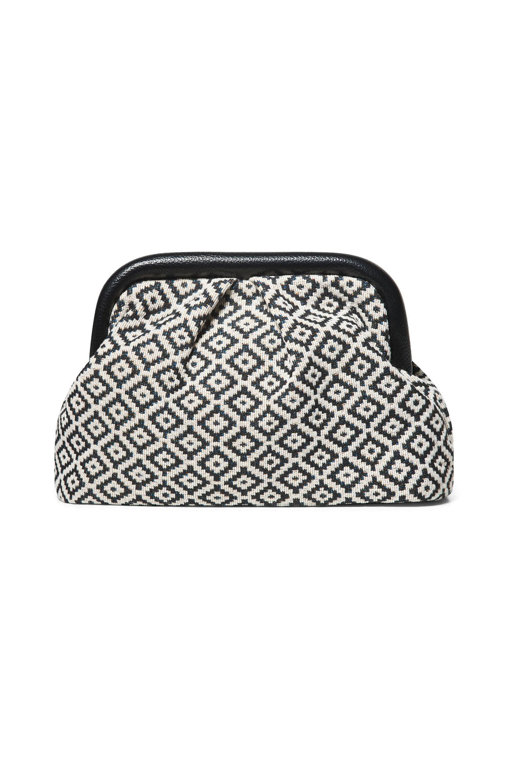 Jacquard clutch med geometrisk svart-hvitt mønster og svart rammelås, frontsett på hvit bakgrunn