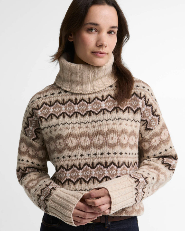 Barbour beige genser - på modell forfra