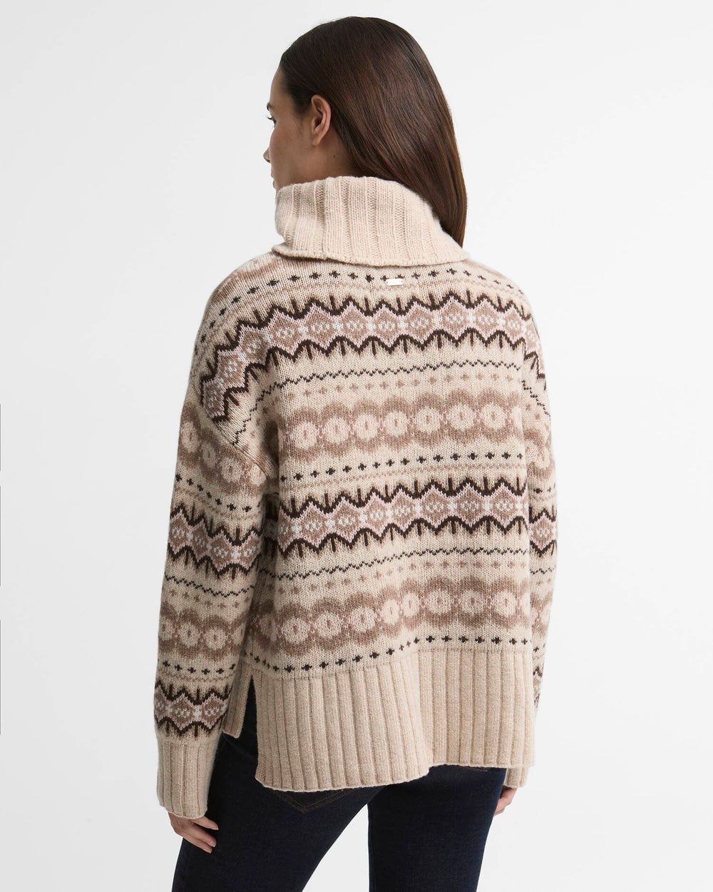 Barbour beige genser - på modell bakfra