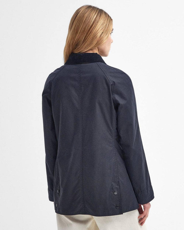 Barbour marineblå jakke - bakfra