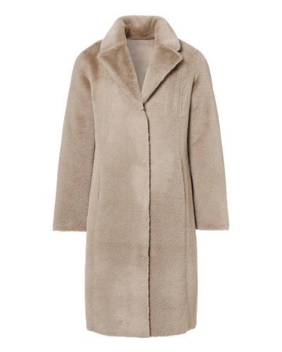 Katrina Coat, Chinchilla