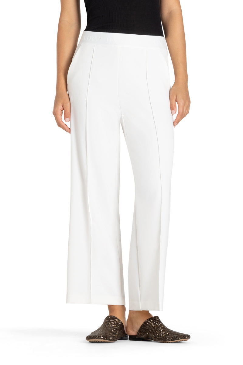 Cameron, Offwhite