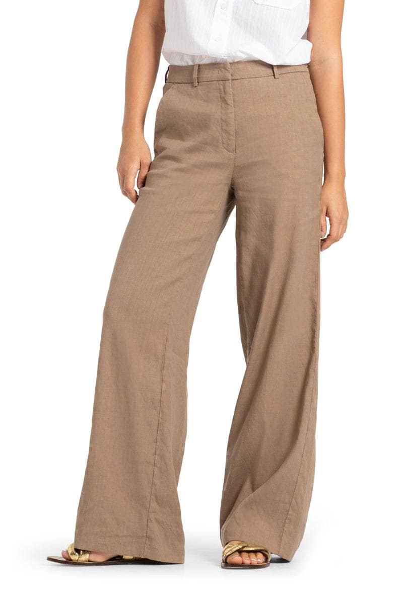 Cambio beige bukse - på modell