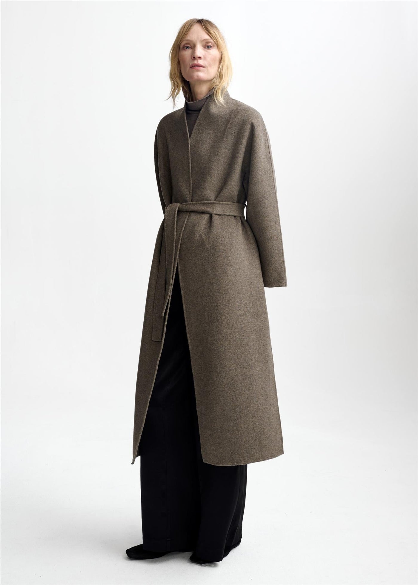 Petra Wool Coat, Wood fra Christian Aks - bilde 3