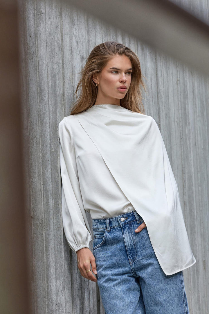 IdunCC Cape LS Blouse, OffWhite