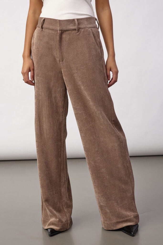 DaisyCC Cord Pant, Walnut