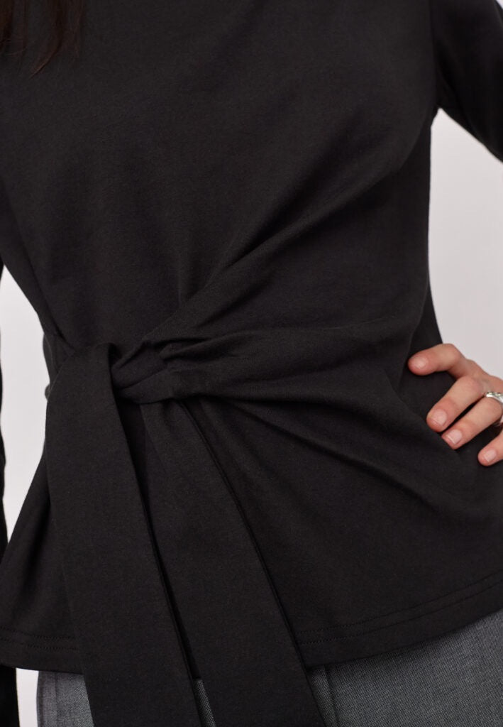 OrianeCC LS Pleat Tie Tee, Black