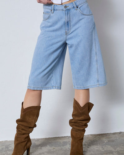 SharonCC Bermuda, Fade Denim