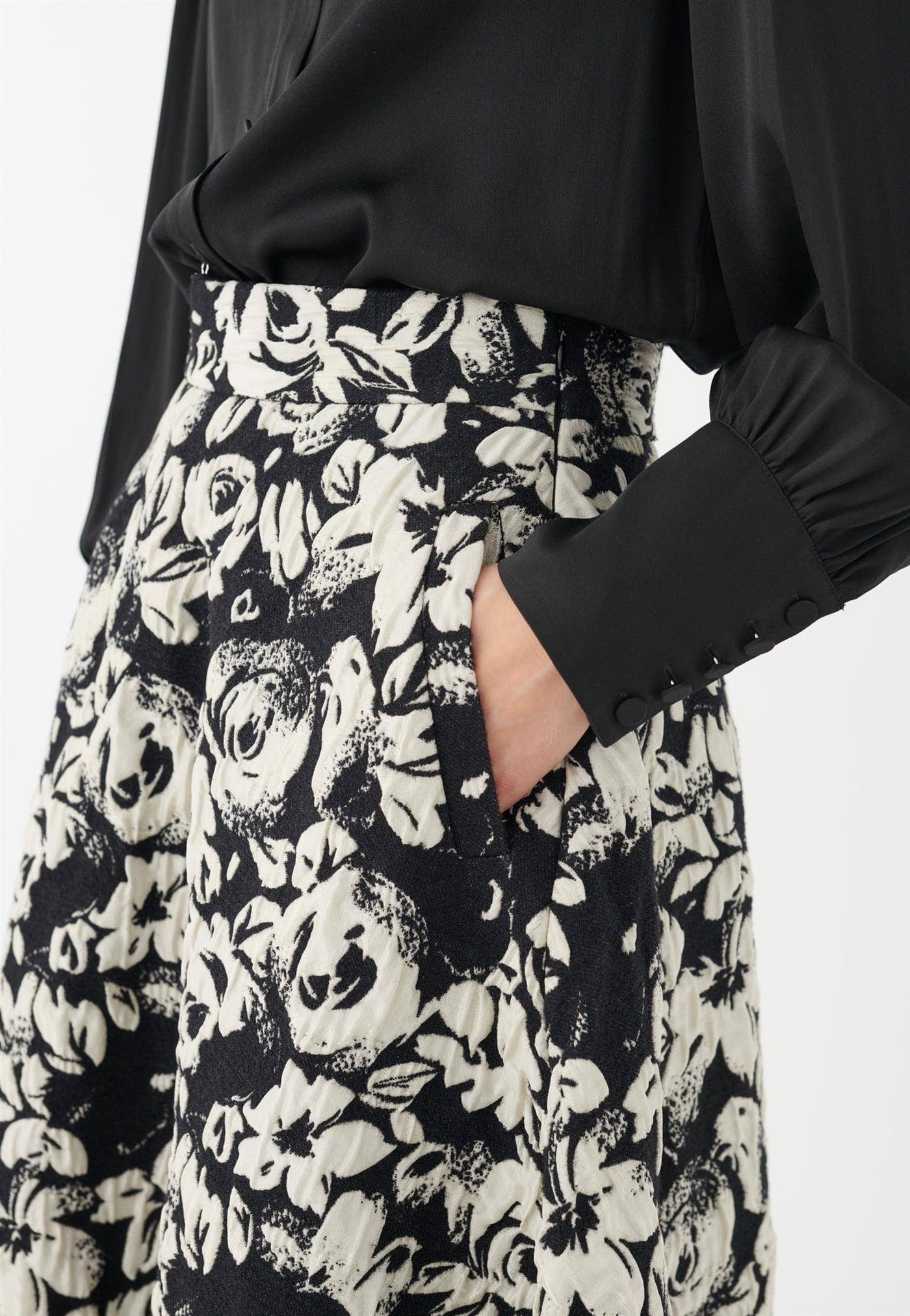 Amydea Skirt, Black Blossom