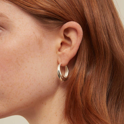 Large Tapered Hoop Earrings fra Orelia - bilde 2