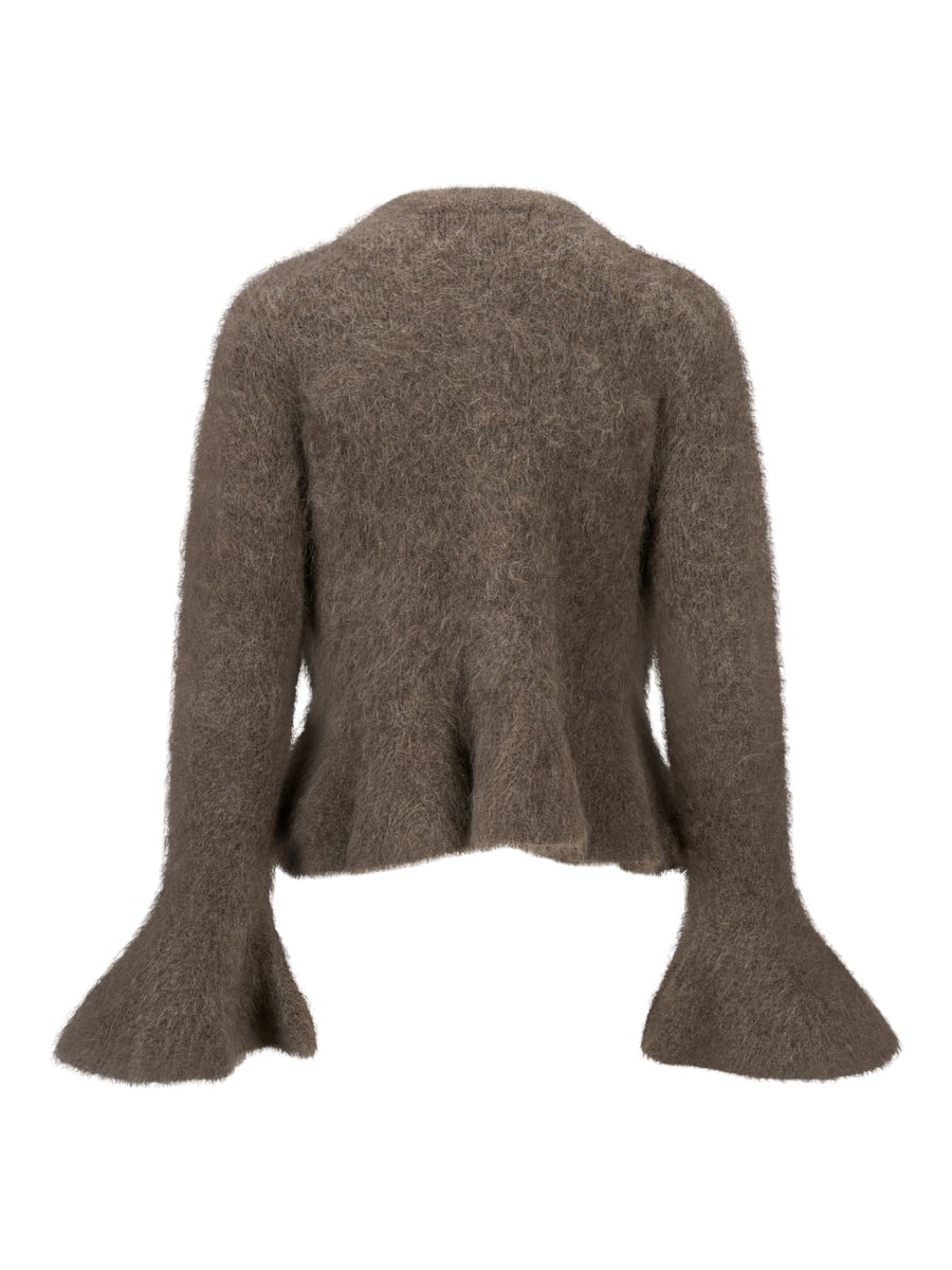Brun chunky cardigan med bell-sleeves, bakside i full lengde på hvit bakgrunn