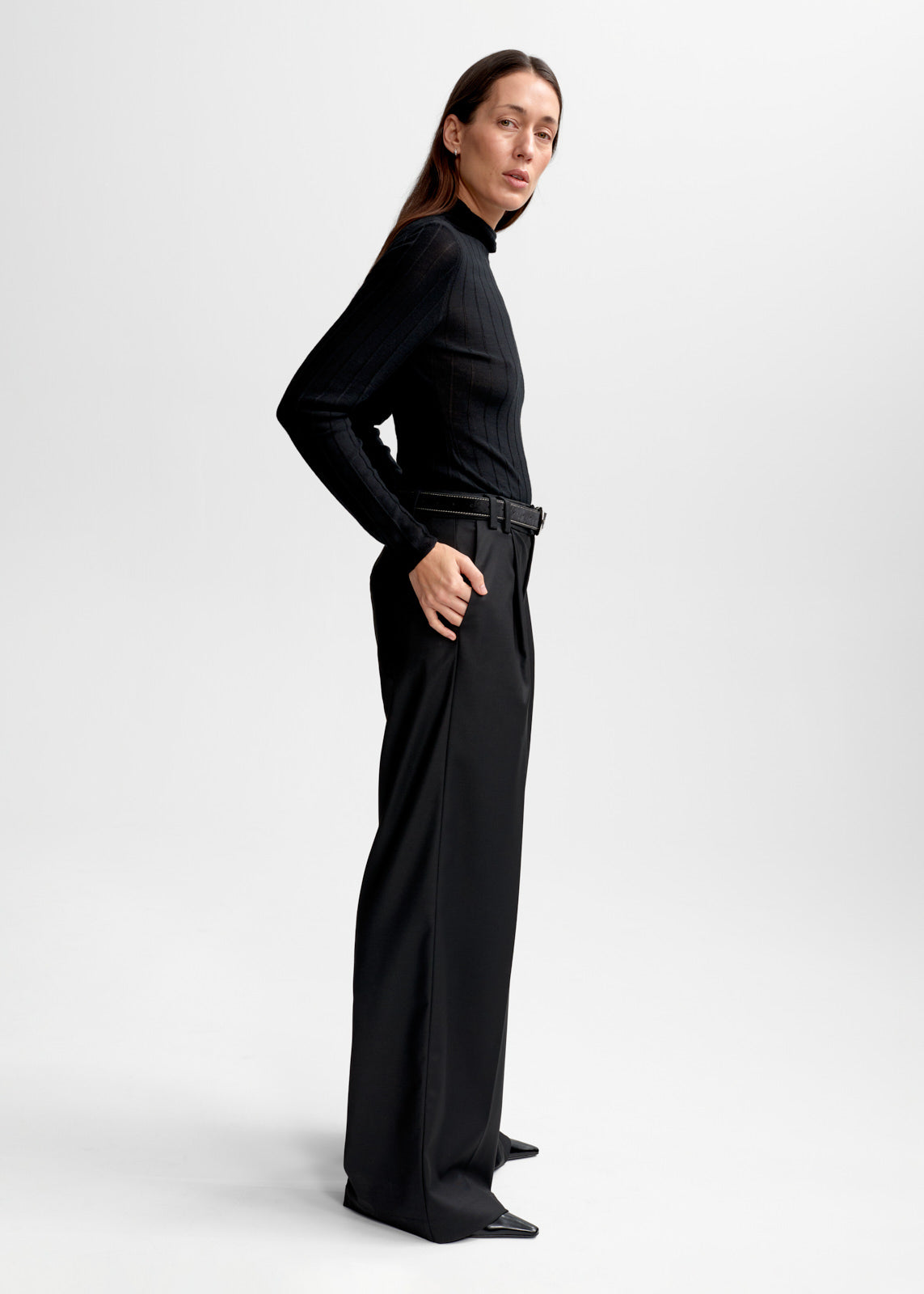 Dina Merino Knit, Black fra Christian Aks - bilde 2