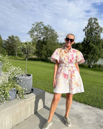 Kort kjole, Multi m/puff erm