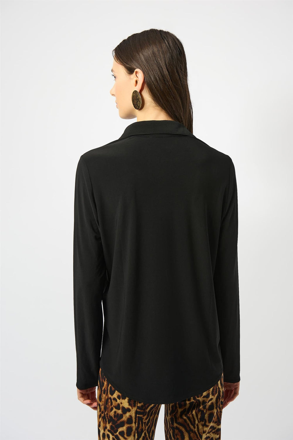 Joseph Ribkoff svart bluse - bakfra