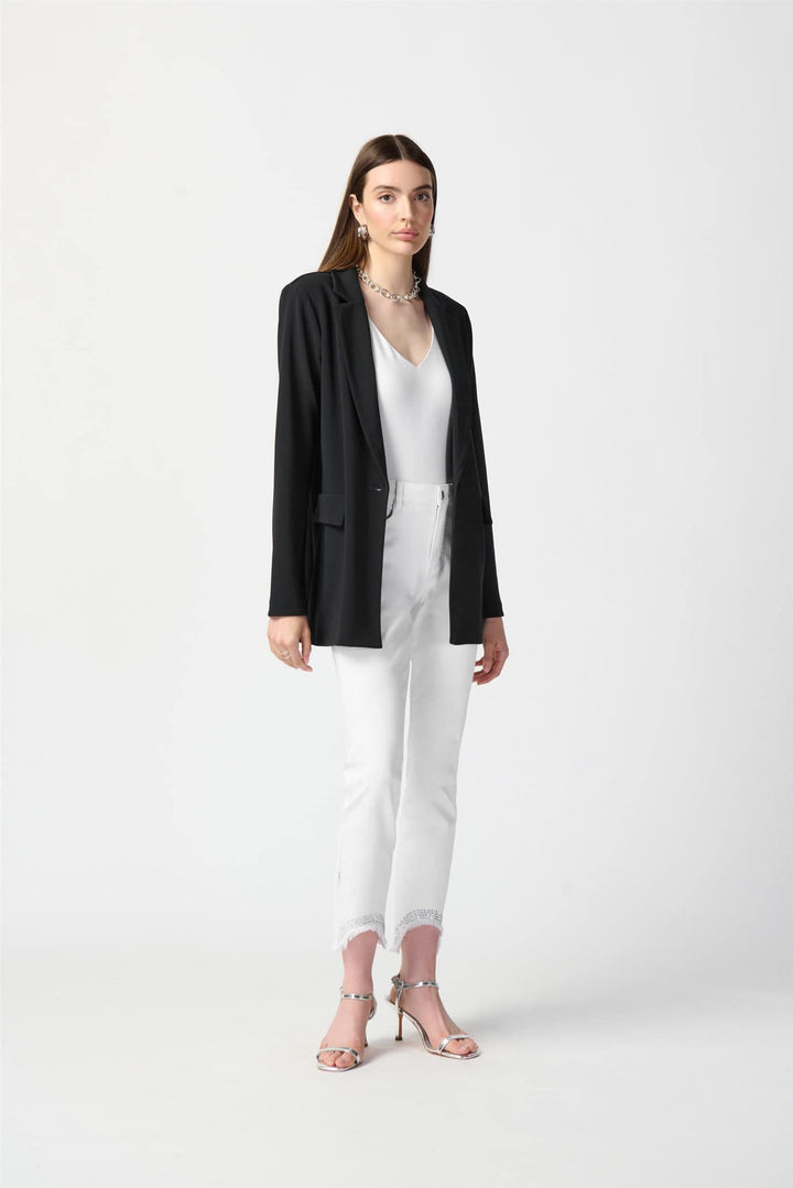 Joseph Ribkoff svart jakke blazer - på modell 3