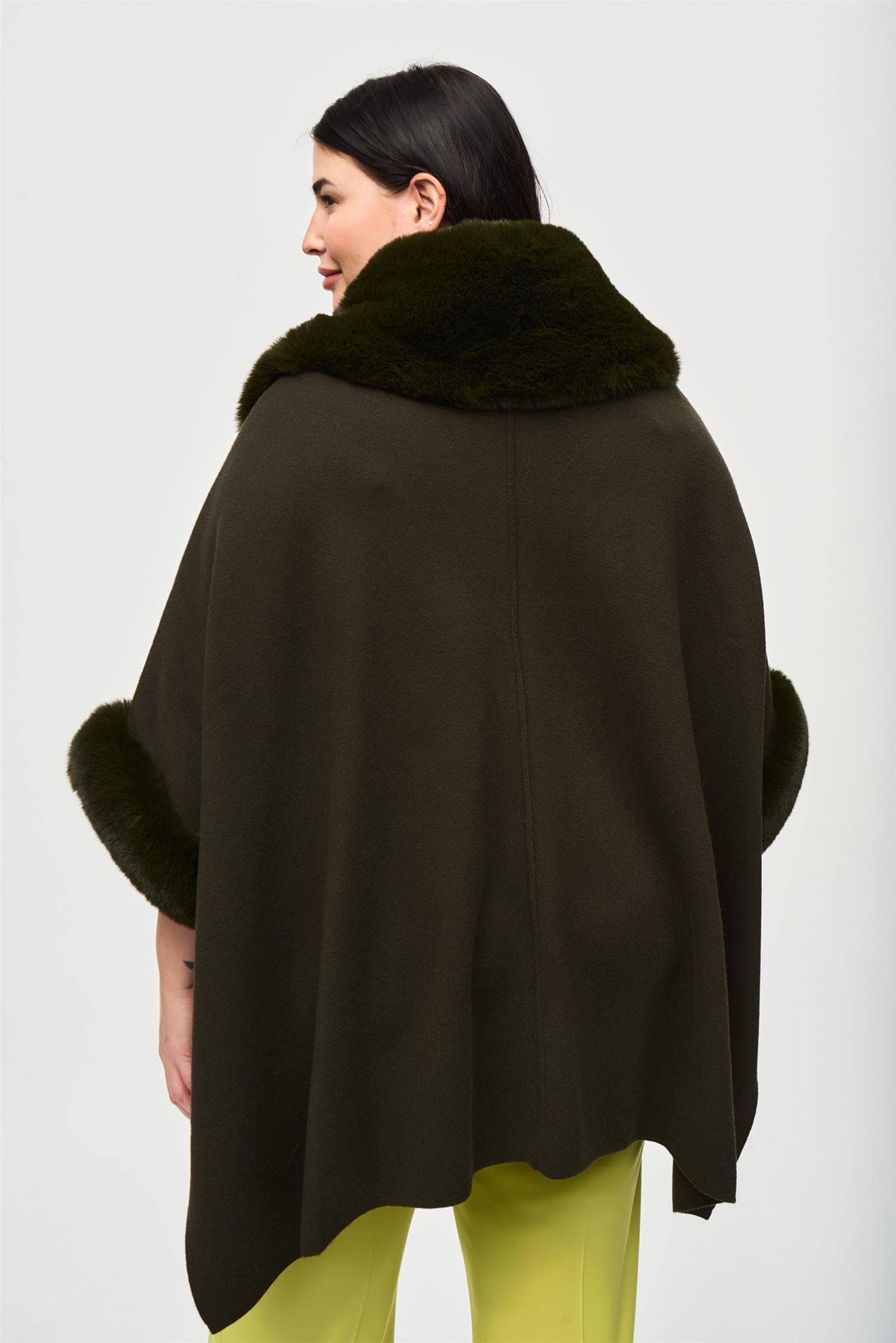 Cape 243930, Khaki