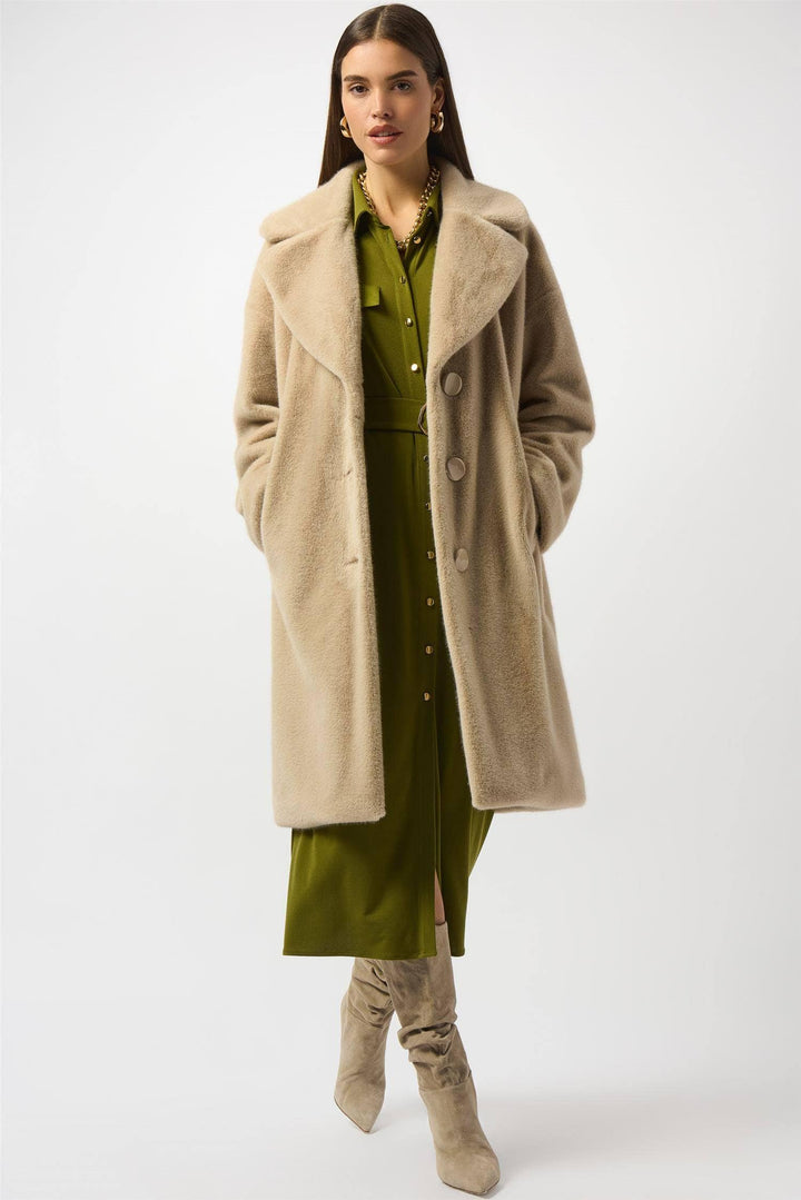 Joseph Ribkoff beige jakke kåpe - på modell 3
