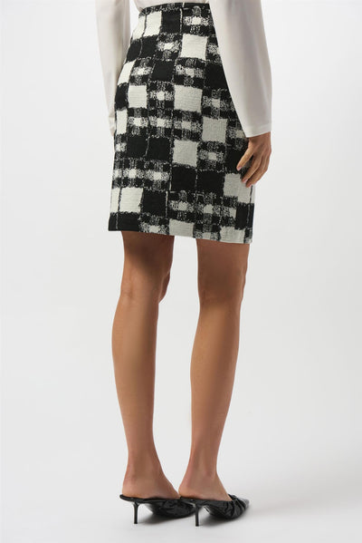 Jacquard Sweater Plaid Print Pull-On Skirt, Black/Cream fra Joseph Ribkoff - bilde 4