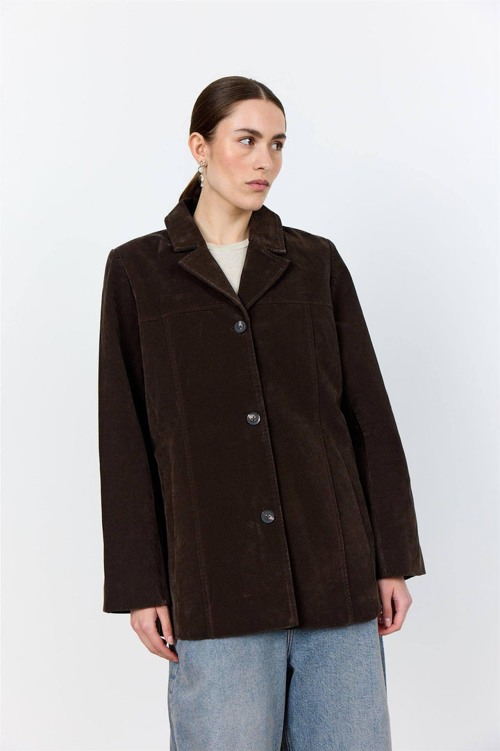 Levetè Room Levete Room brun jakke blazer - på modell