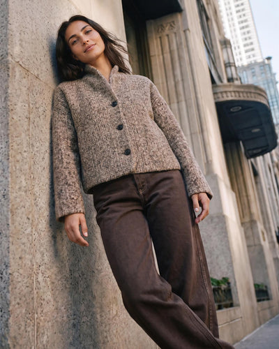 Tamara 1, Plaza Taupe