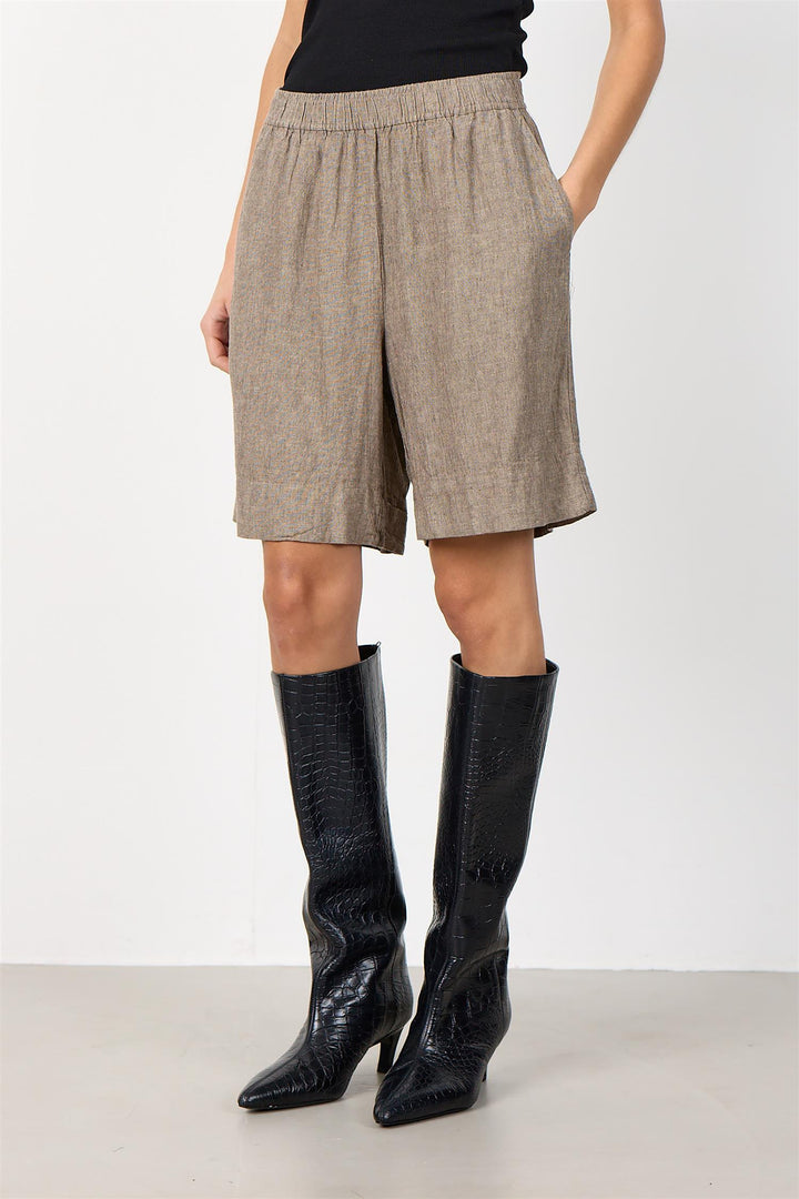 Levetè Room beige shorts - helfigur