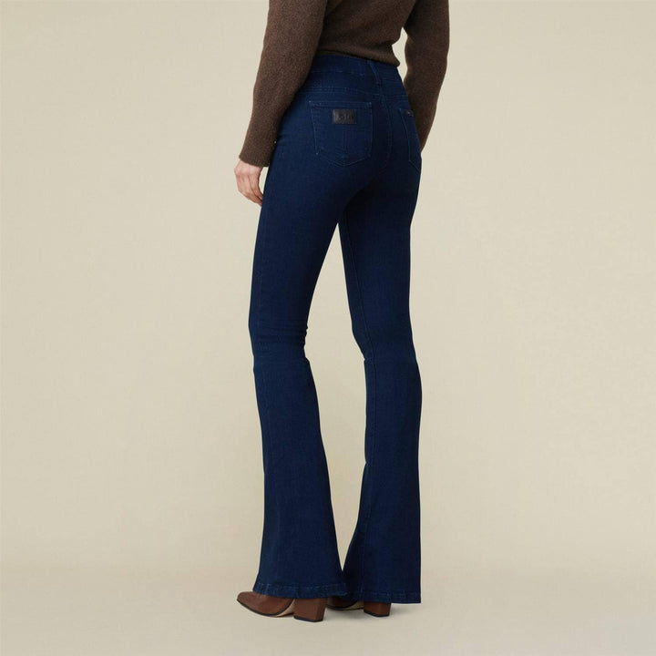 Lois mørkeblå bukse jeans - bakfra 2