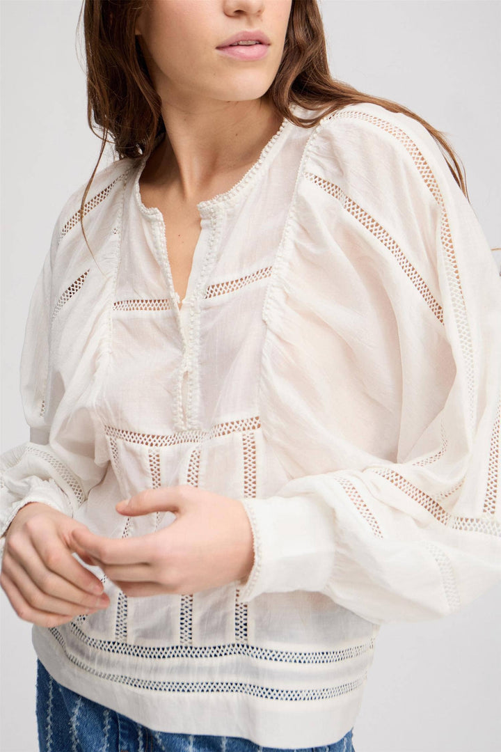 MUNTHE hvit bluse - helfigur