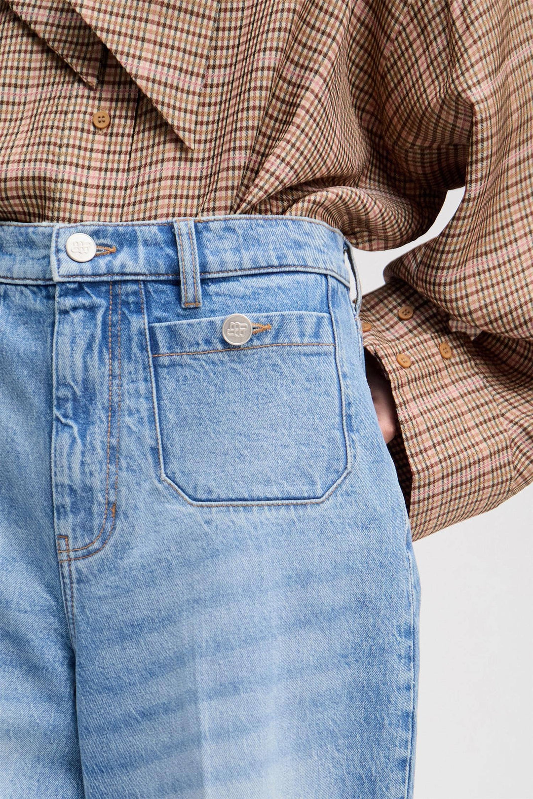 MUNTHE lys blå bukse jeans - nærbilde