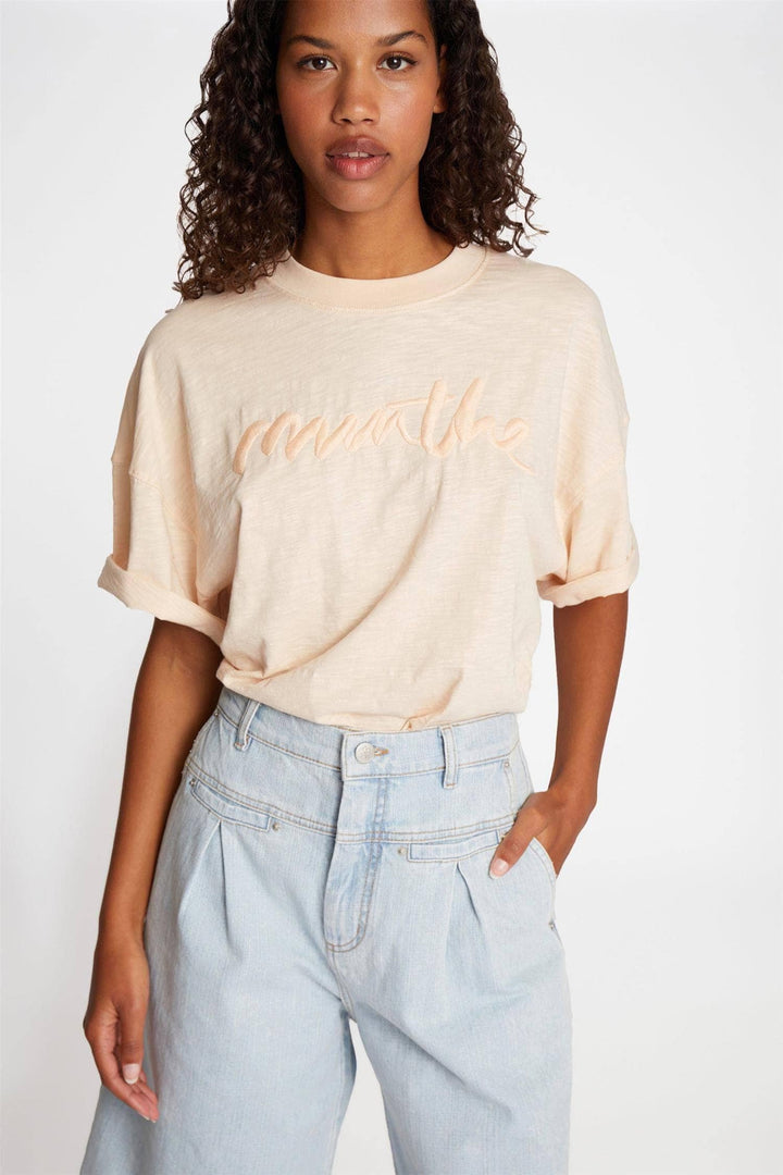 MUNTHE fersken overdel t-shirt - på modell