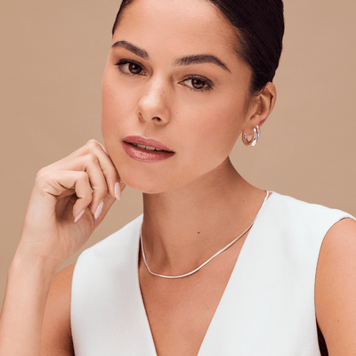 LUXE Flat Snake Chain Necklace fra Orelia - bilde 2