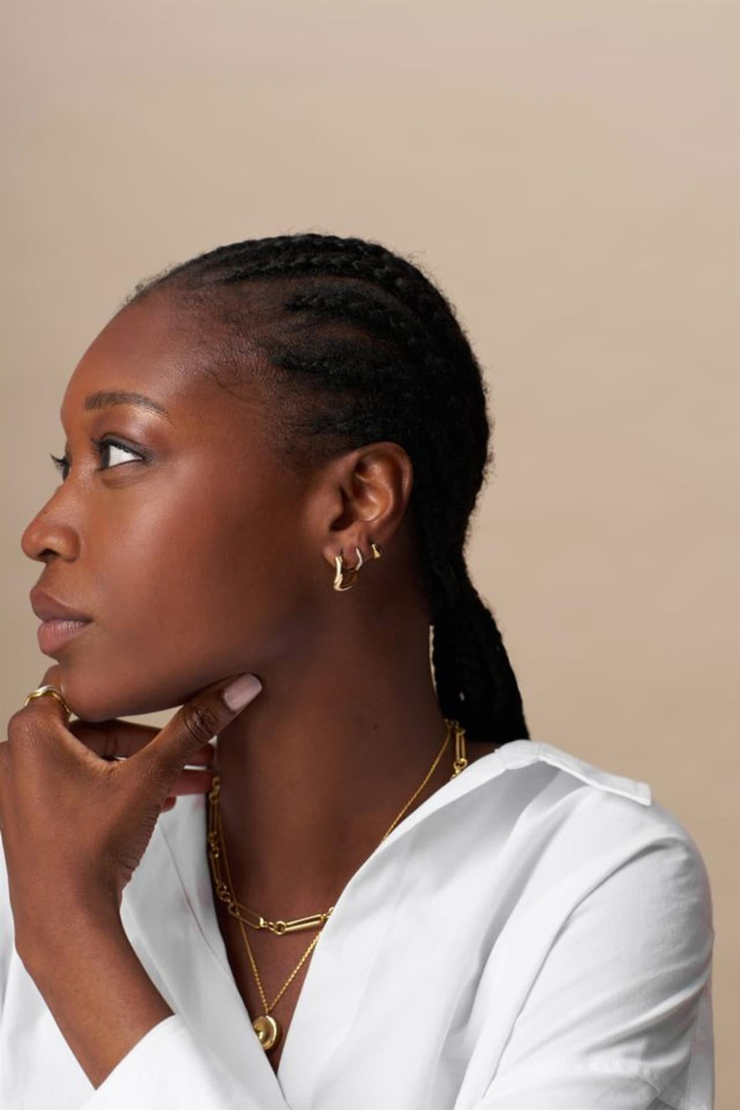Round Wave Chunky Hoop Earring