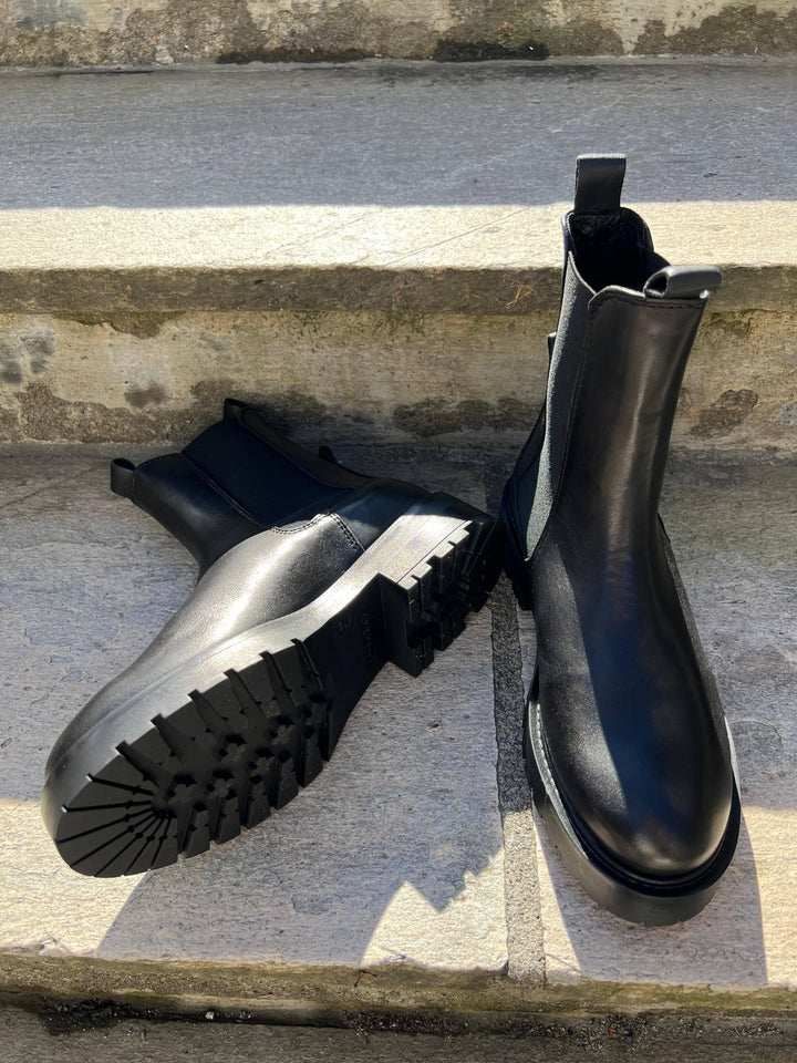 Pavement Svart chelsea boots - nærbilde
