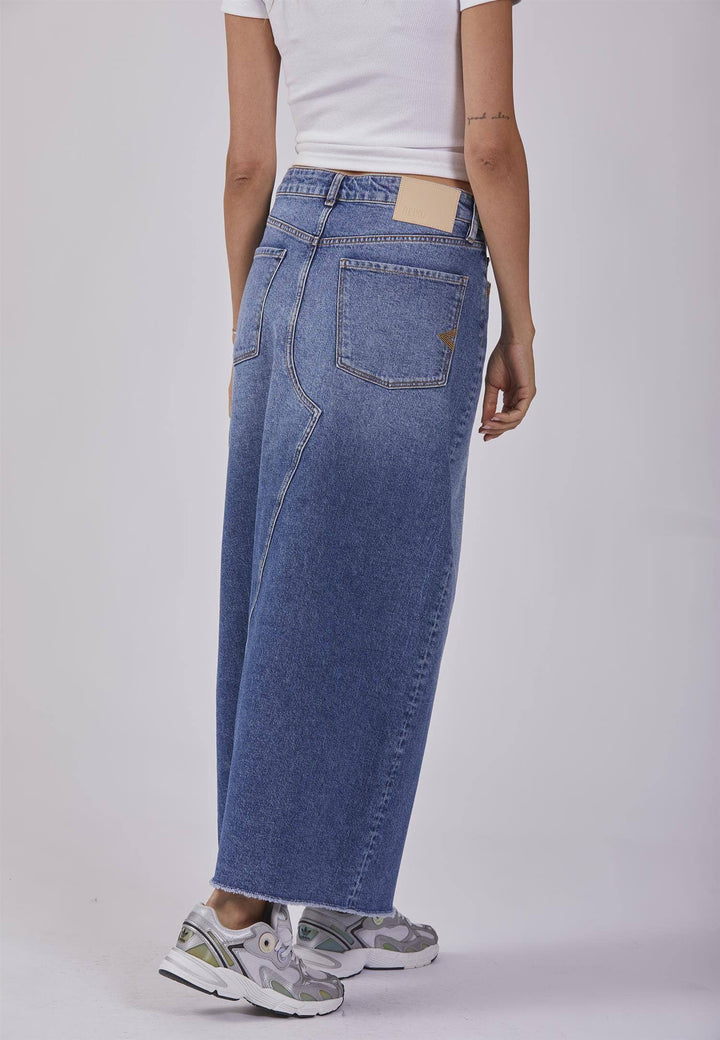 REIKO blå jeans - fra siden