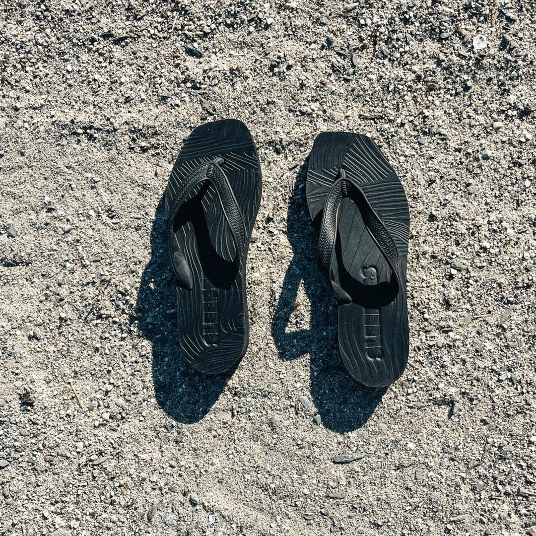 SLEEPERS svart sko - ovenfra