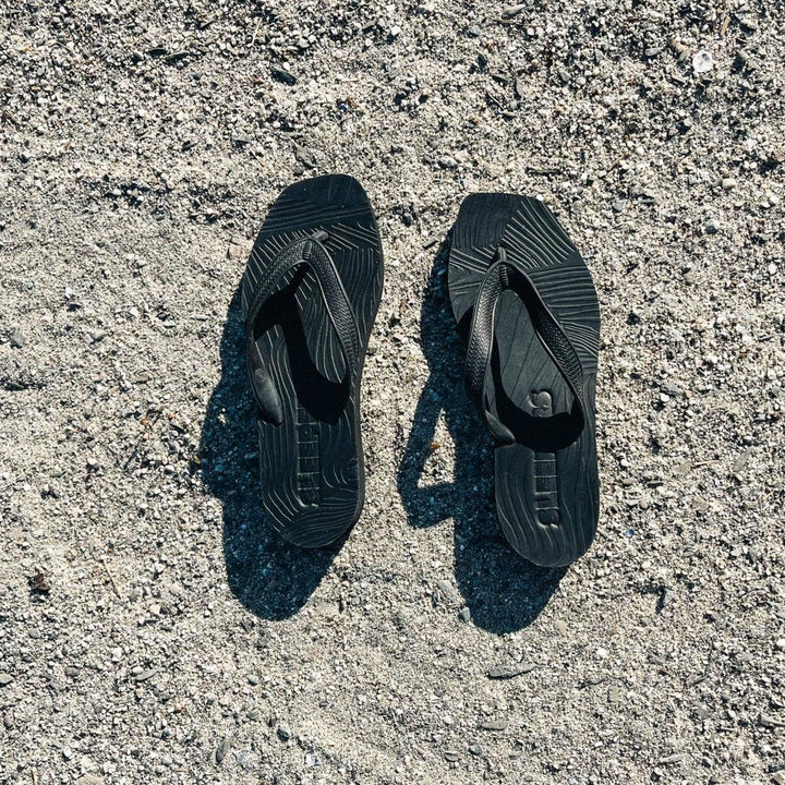 SLEEPERS svart sko - ovenfra