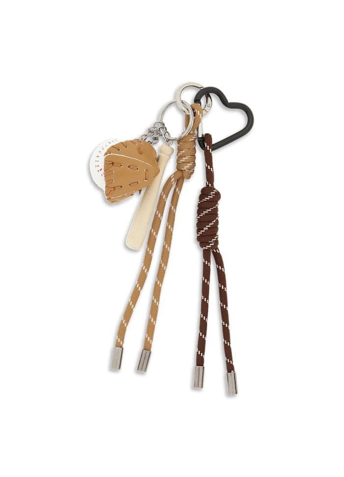 Baseball Big Charm, Beige fra Sui Ava hos Tråkk Inn