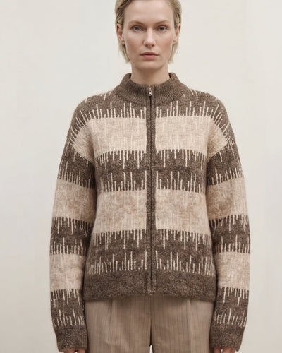 Aud Cardigan, Muldvarp