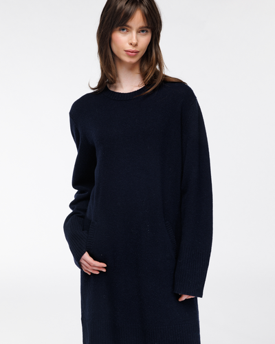 Amalie Kjole, Midnatt