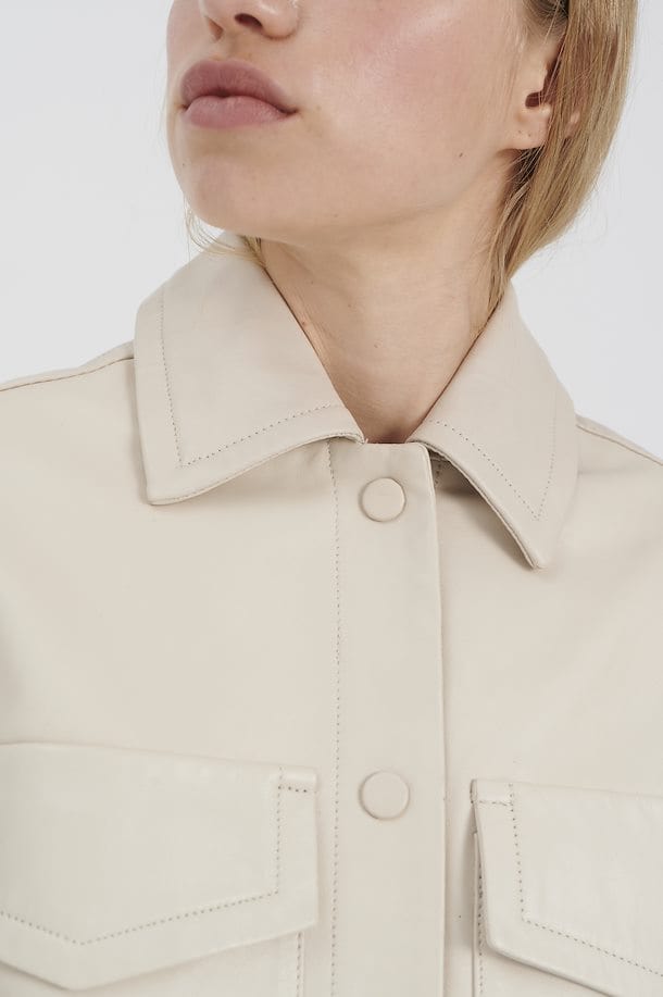 InWear beige skjorte - nærbilde